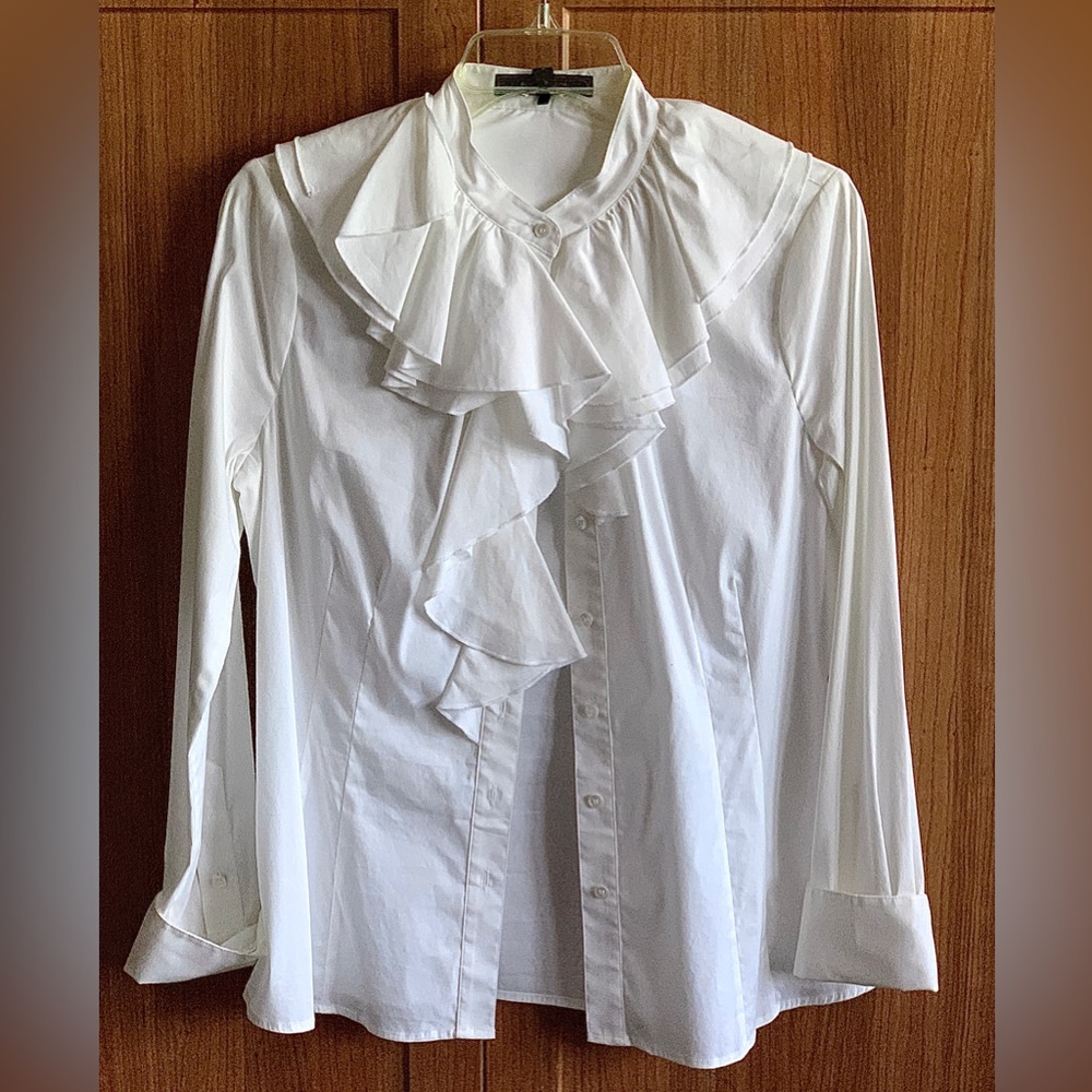 Women's Medium BCBG MAXAZRIA White Ruffled Long Sleeve Shirt Blouse